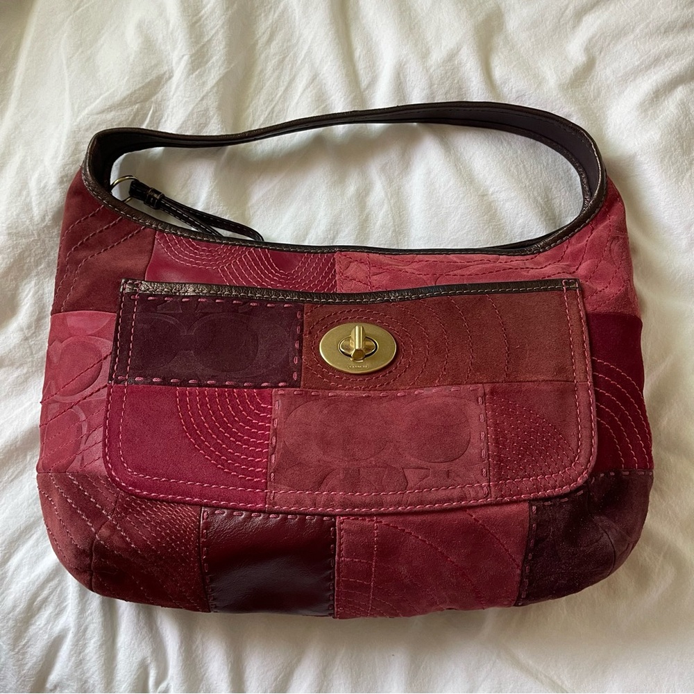 Coach 11808
Ergo Suede Pierced Patchwork Multi Hobo Bag